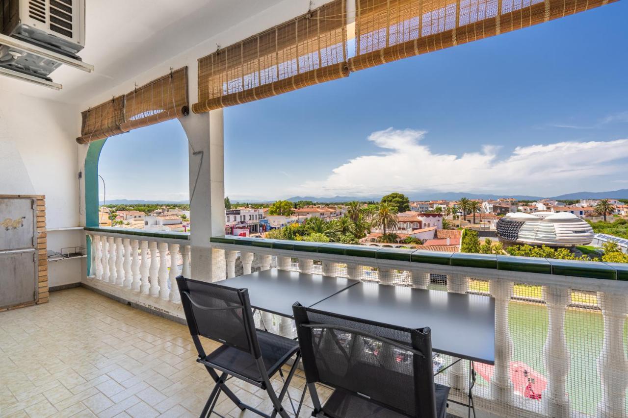 Welcs Apartamento 012 Emp En El Centro De Empuriabrava Exteriör bild